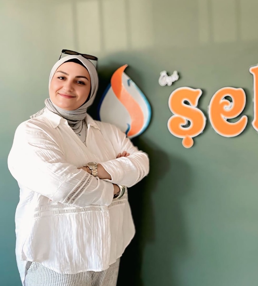 İlknur Eser